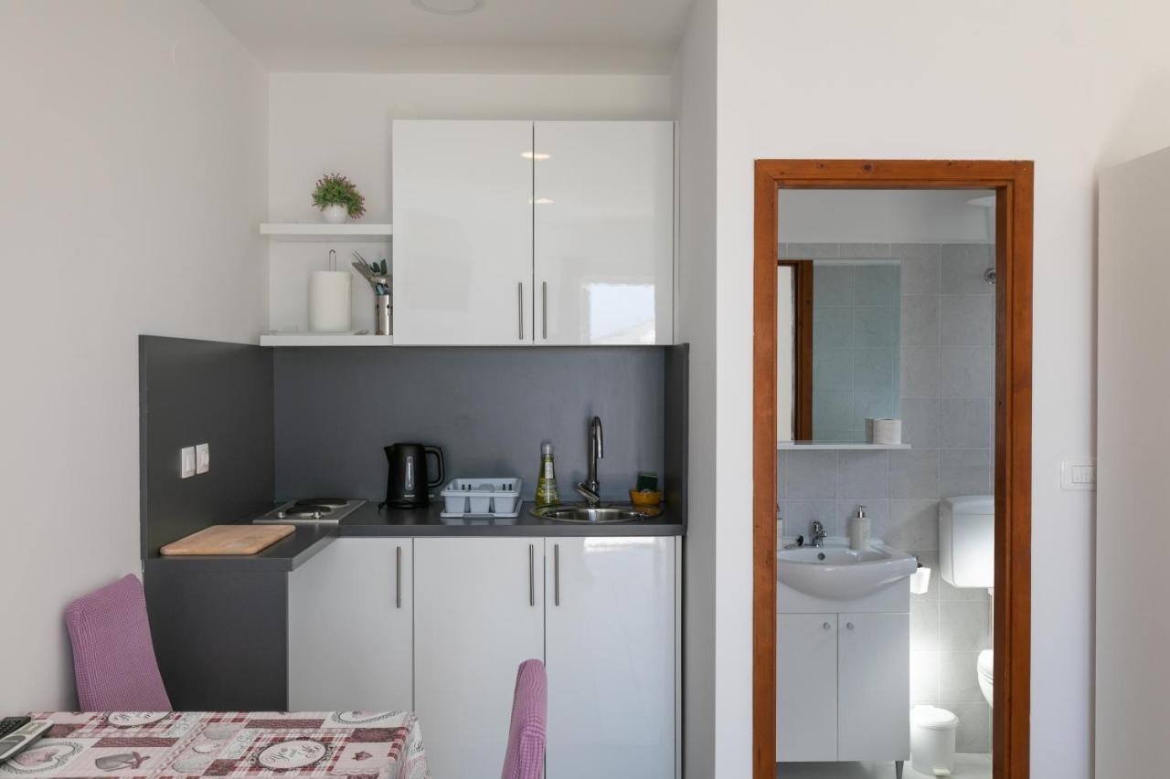 Apartments Karol & Mara مْليني المظهر الخارجي الصورة