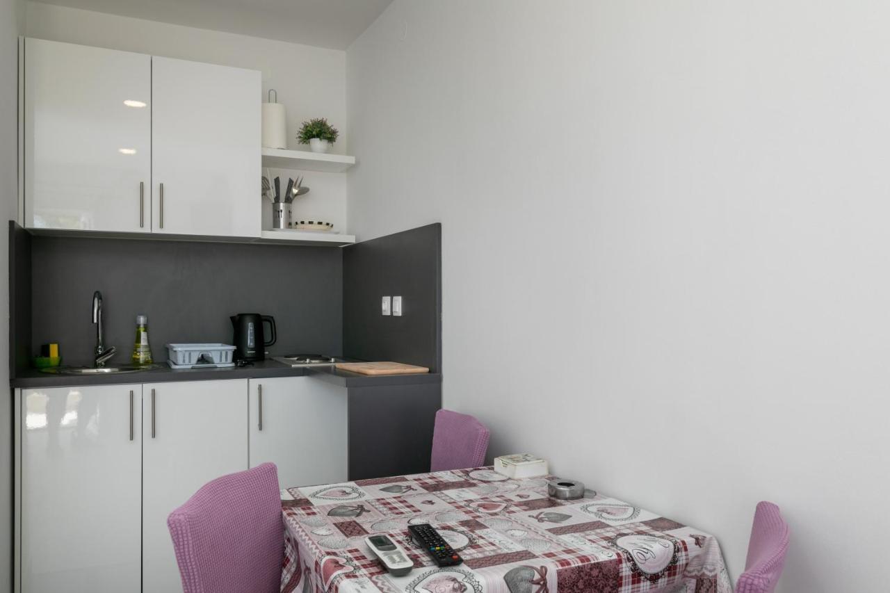 Apartments Karol & Mara مْليني المظهر الخارجي الصورة